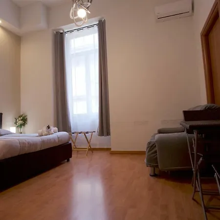 Metronapoli ナポリ