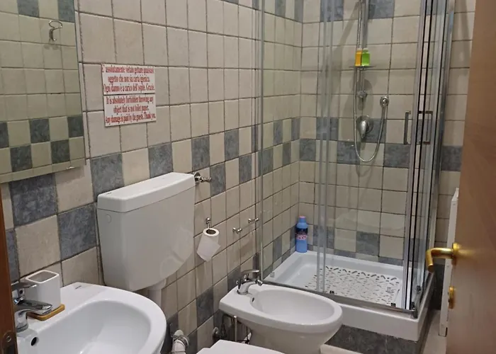 ベッド・アンド・ブレックファスト Metronapoli 3*