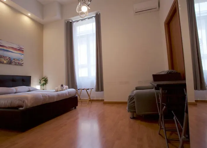 Metronapoli ナポリ