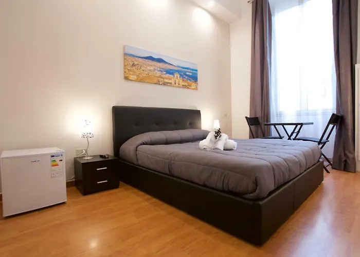 ベッド・アンド・ブレックファスト Metronapoli 3*